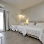 Grotta Hotel Naxos City