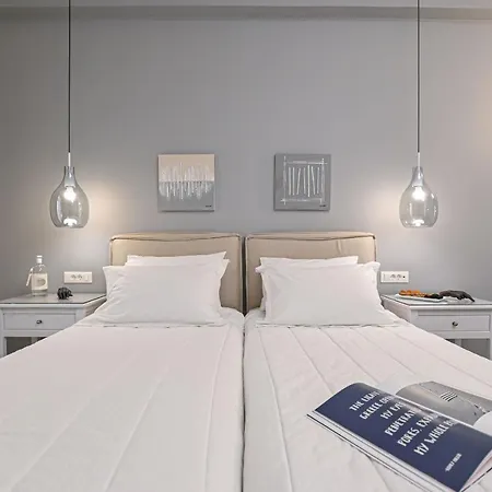 Grotta Hotel