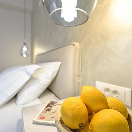 Grotta Hotel 2*