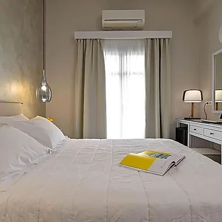 Grotta Hotel